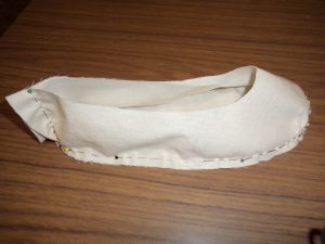 free-pattern-ballerina-slippers-calico-toile