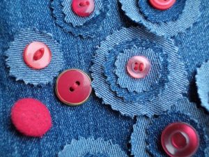 the-jeans-recycling-challenge-the-last-leg-knitting-bag-another-closeup-of-embellishment