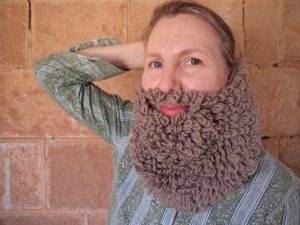 my-knitted-beard-collection-the-brown-loopy-beard