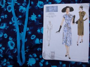 THAT blue dress Vogue 2787 pattern and fabric