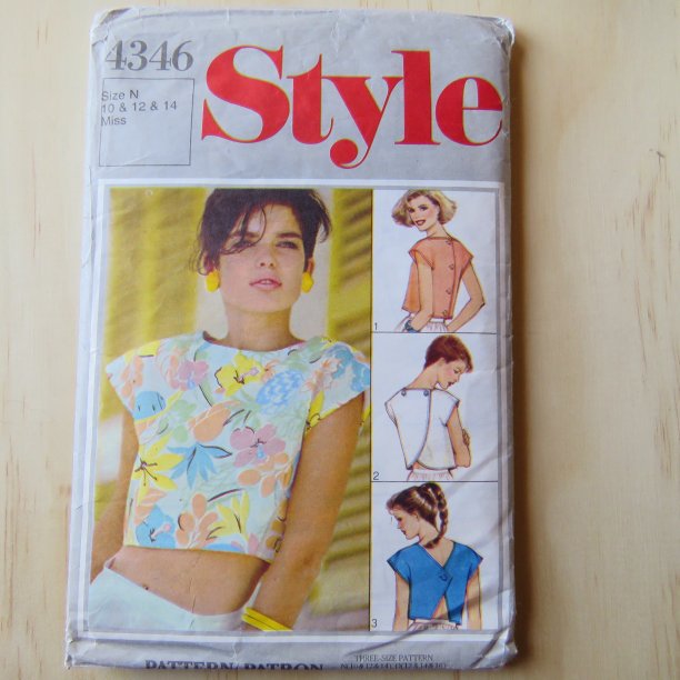 A lifetime of sewing patterns 1980s ladies 2