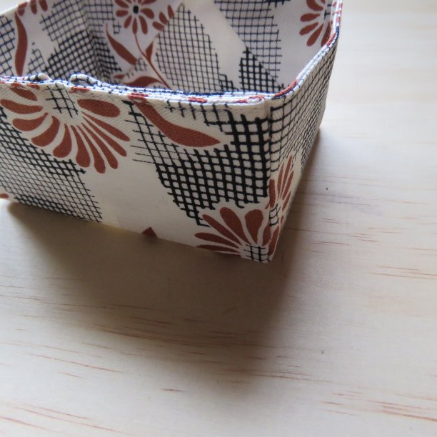 Pattern recommendation Stitched Sewing Organizers fabric box corner