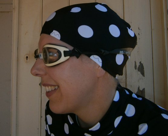 spotty bathing ensemble head and shoulders