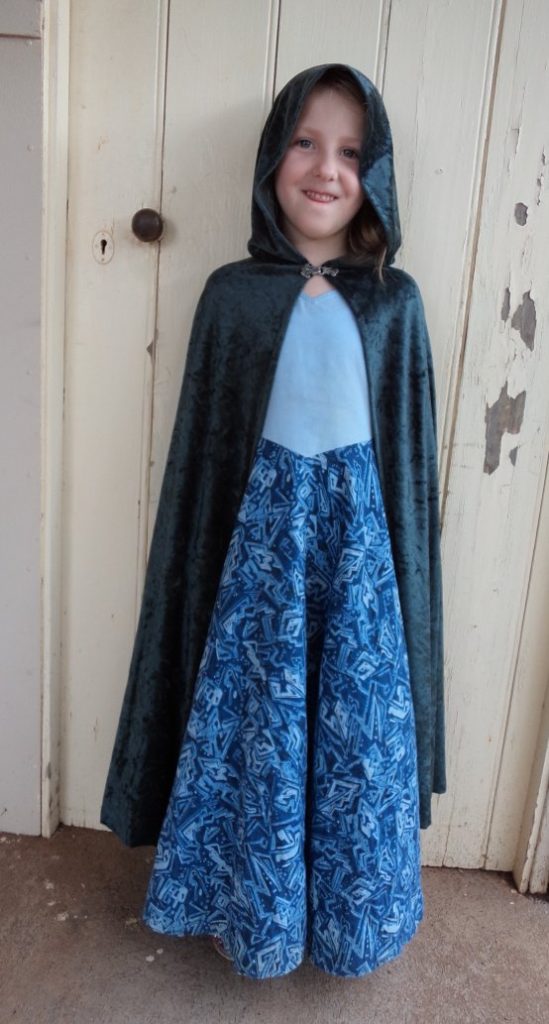 Free pattern dress ups cape green cape front view