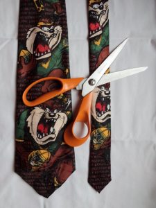 Beautiful trims from old neckties