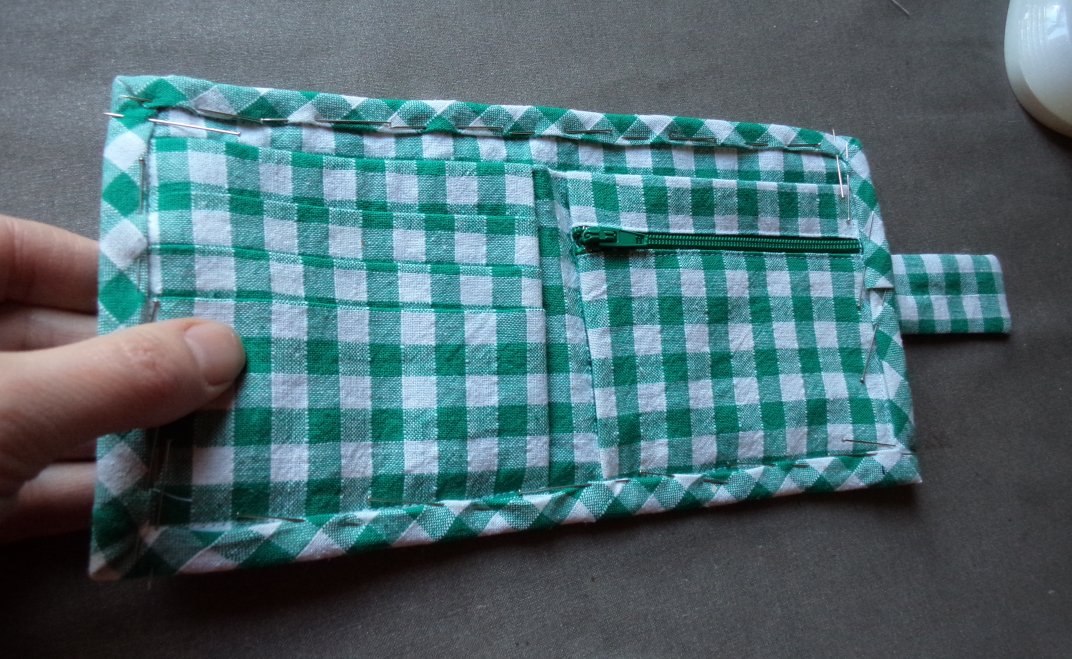 Goodbye Handbag hand sewing the wallet binding on - The Craft of Clothes