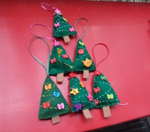 Free Pattern Crafting Christmas deccys other trees