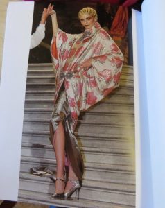 Hug me tight, John Galliano version