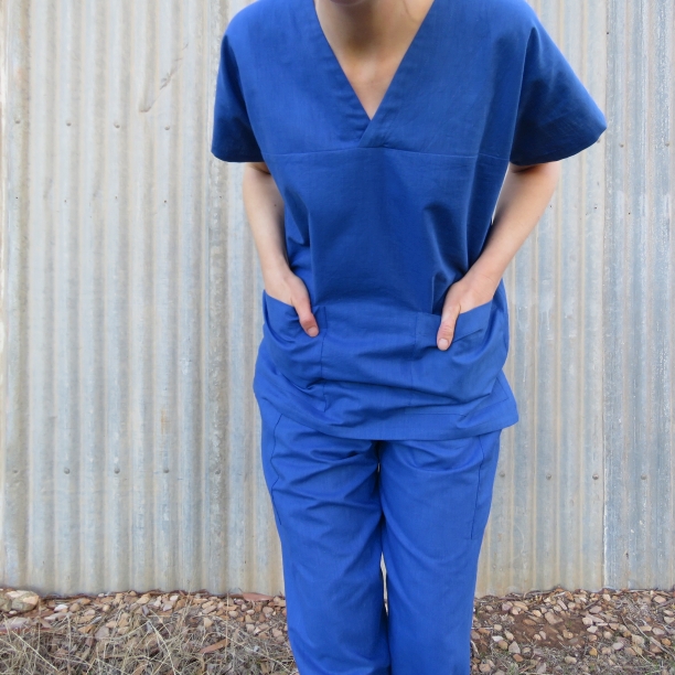 easy free scrub top pattern