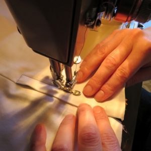 zips without pins 17 still stitching the second side