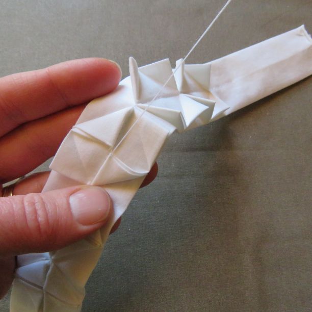 origami ribbon trim 10 handsew to finish