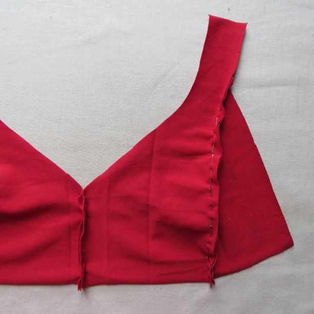 TUTORIAL - HOW TO draft a bra style 2#diy#sewing#patternmaking