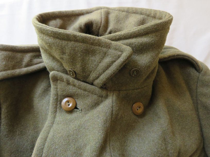 Army coat collar