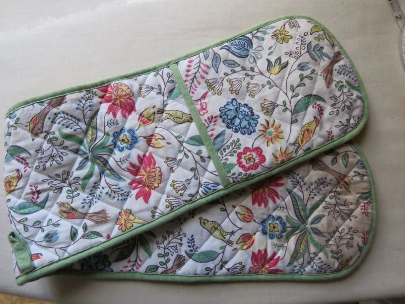 Double Ended Oven Mitts Pattern